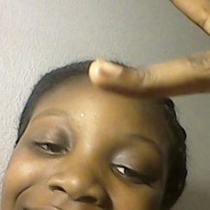 Meet your Posher, Simisola